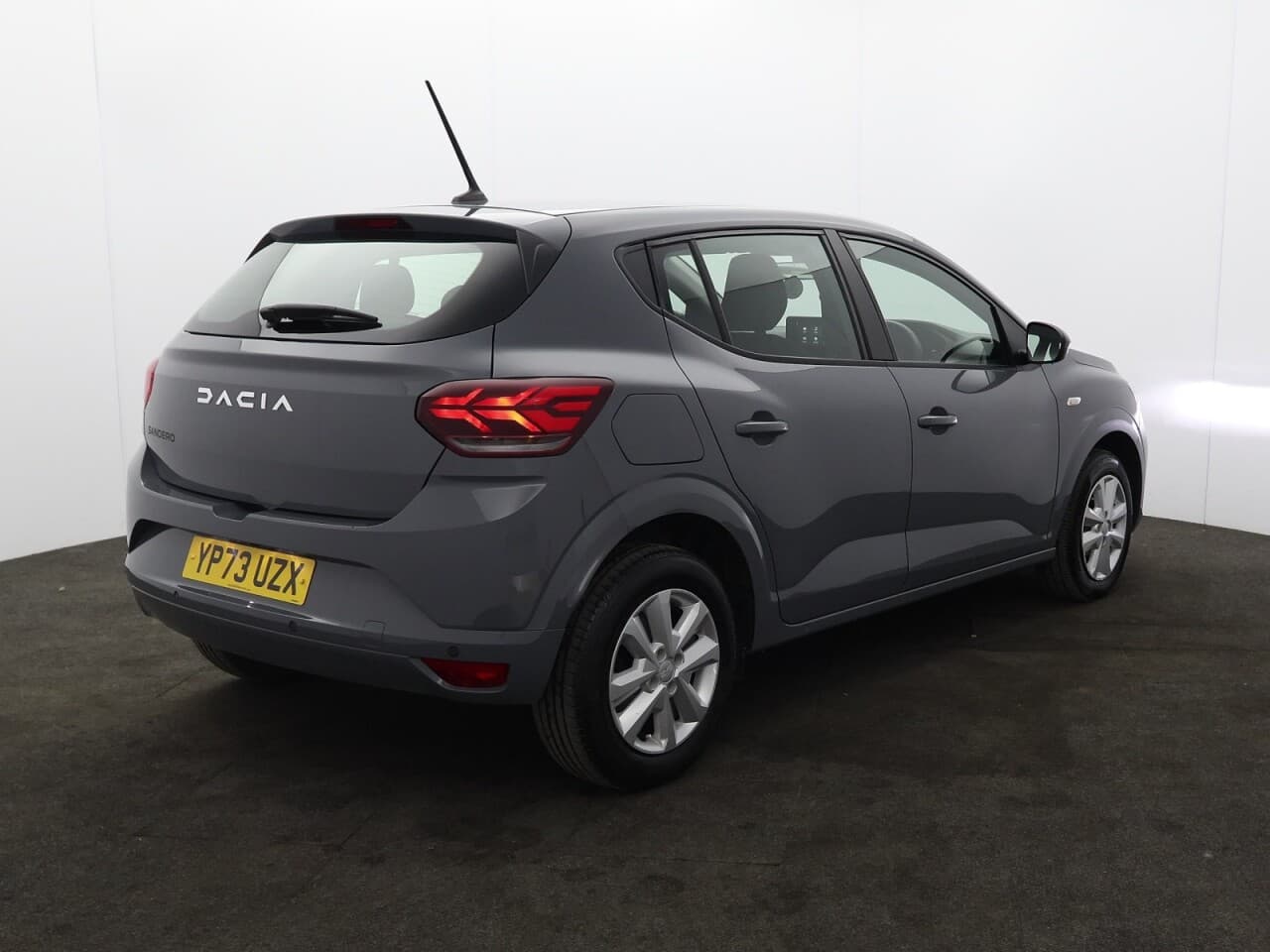 Dacia Sandero 1.0 TCe Expression — image 10