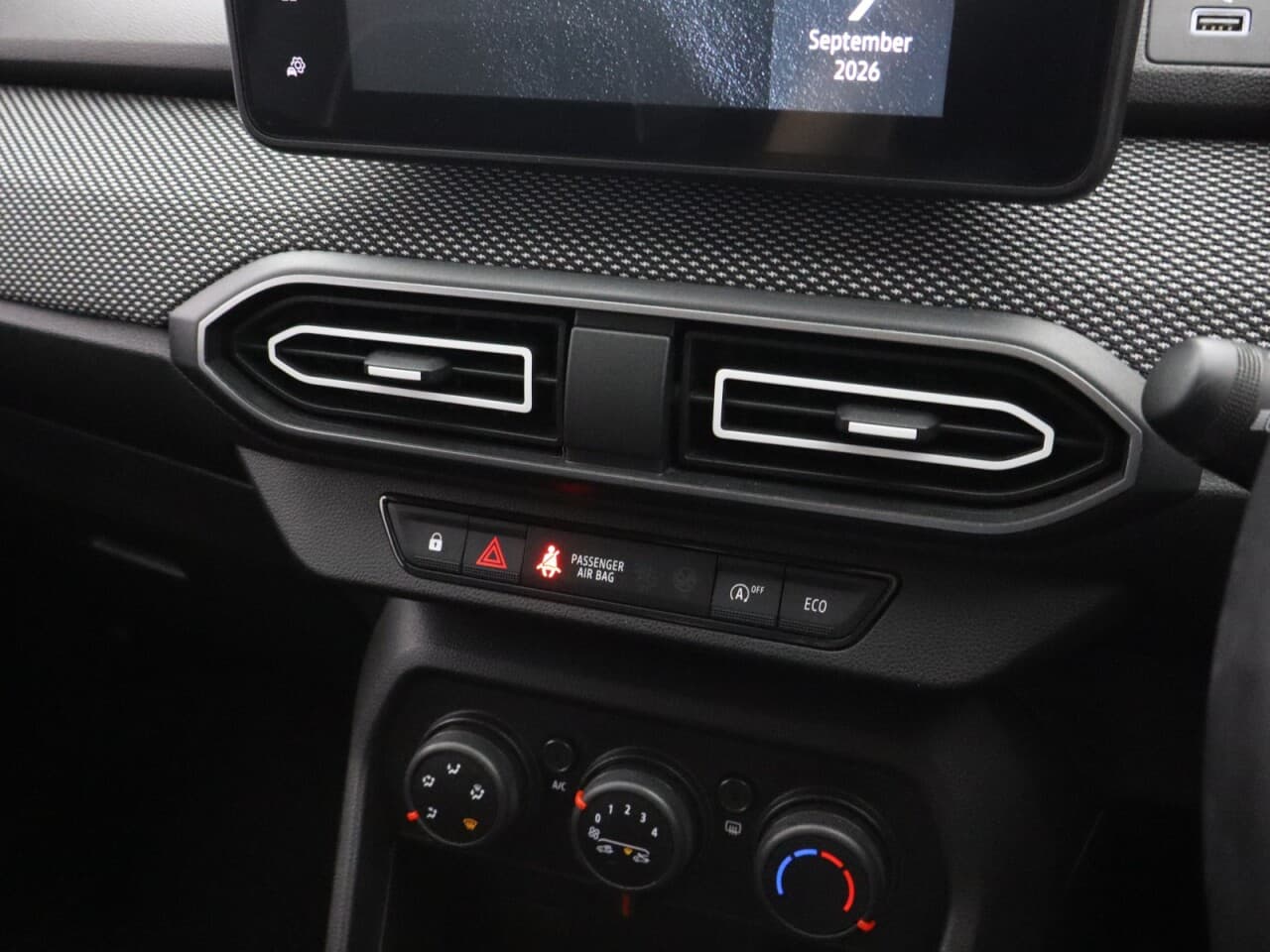 Dacia Sandero 1.0 TCe Expression — image 22
