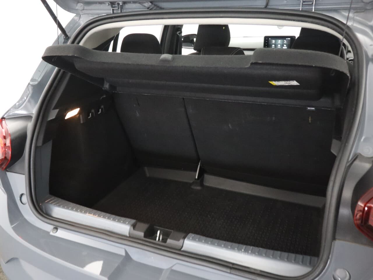 Dacia Sandero 1.0 TCe Expression — image 40