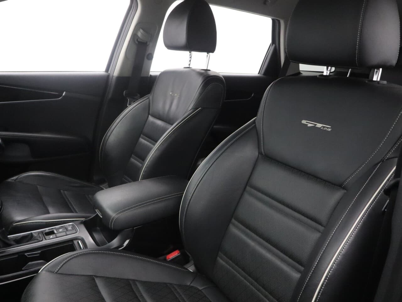 Kia Sorento 2.2 CRDi GT-Line — image 48