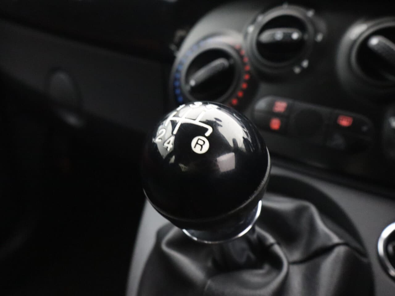 Fiat 500 1.2 ECO Pop Star — image 23