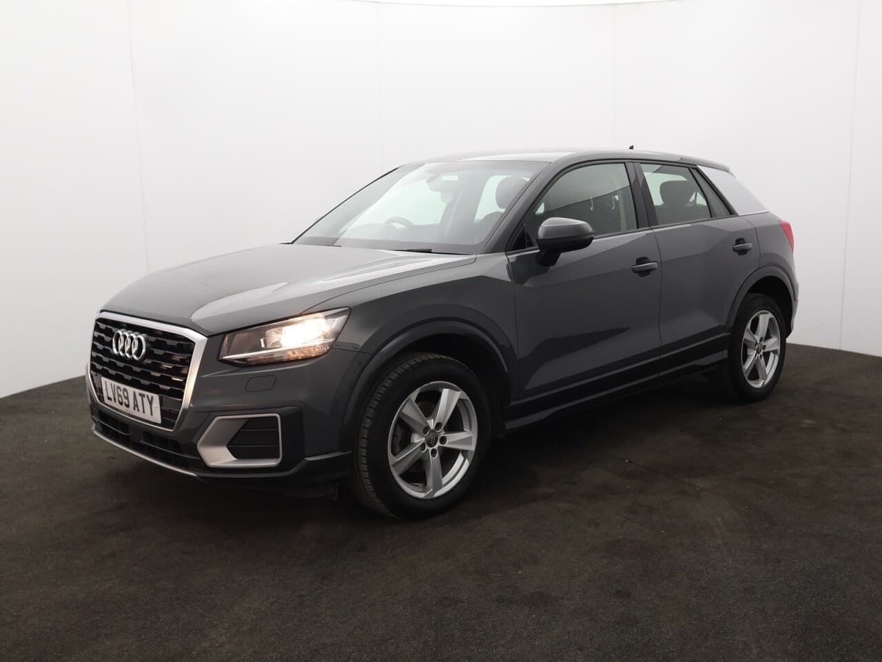 Audi Q2 1.6 TDI 30 Sport — image 5