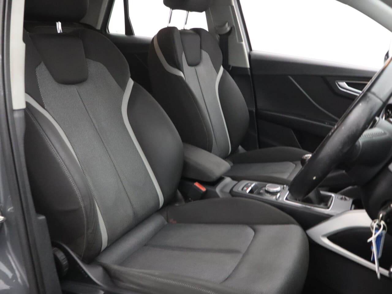 Audi Q2 1.6 TDI 30 Sport — image 15