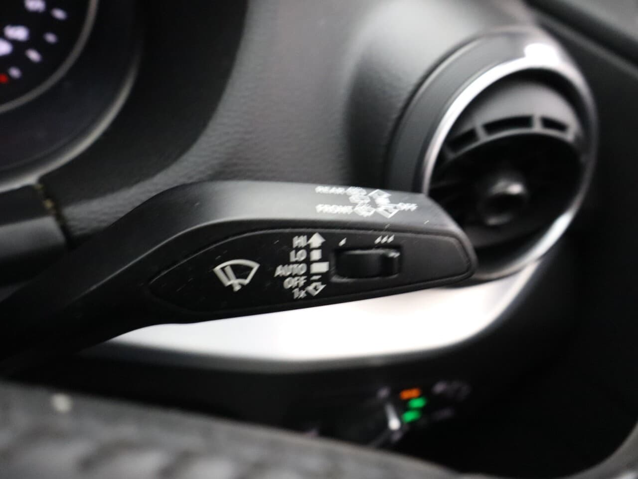 Audi Q2 1.6 TDI 30 Sport — image 37