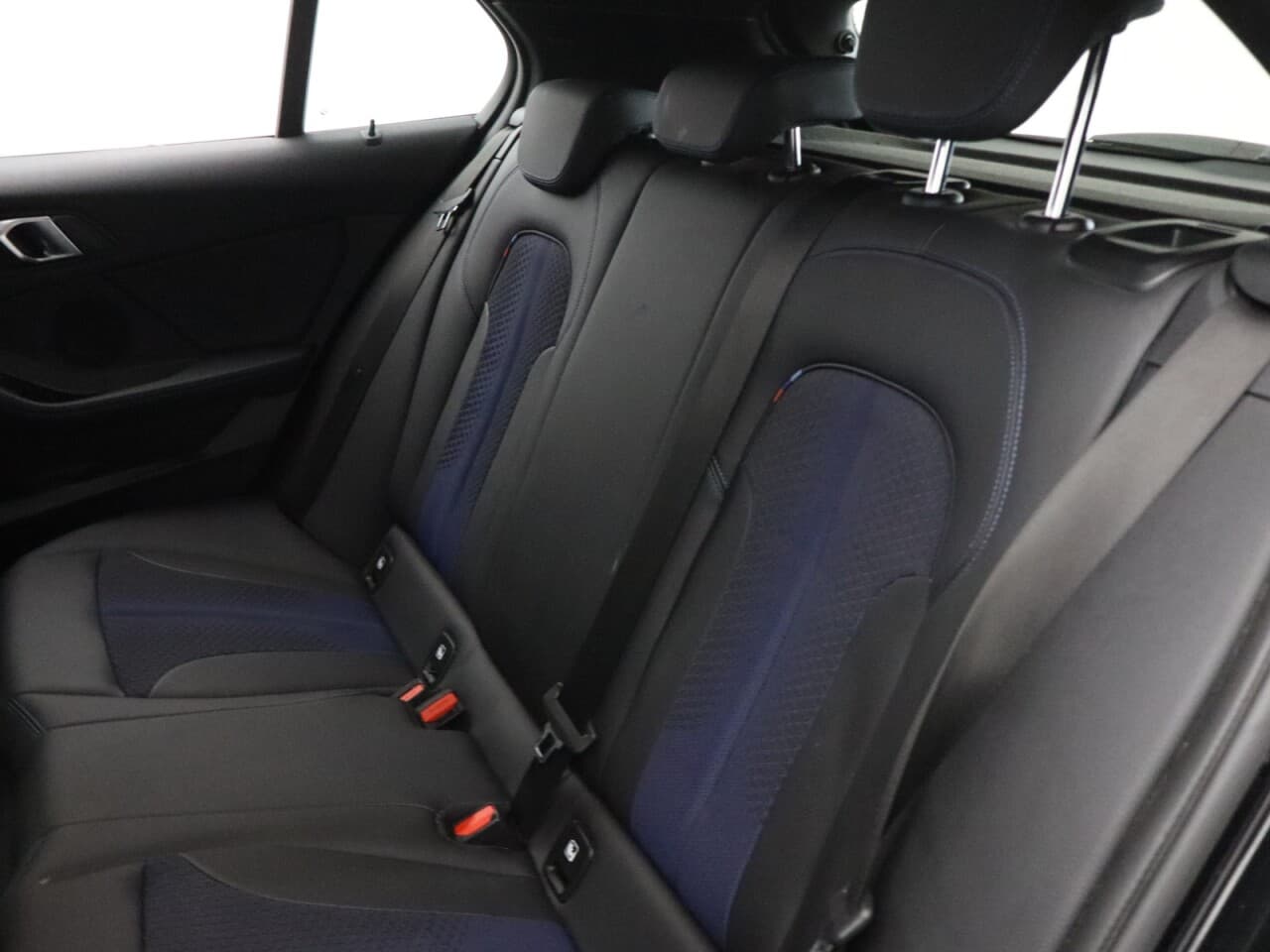 BMW 1 Series 1.5 118i M Sport (LCP) — image 50