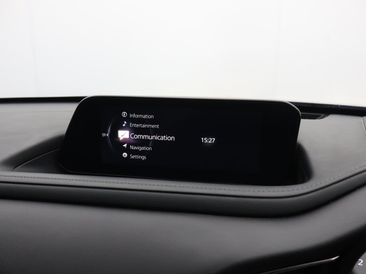 Mazda CX-30 2.0 e-SKYACTIV X MHEV Sport Lux — image 23