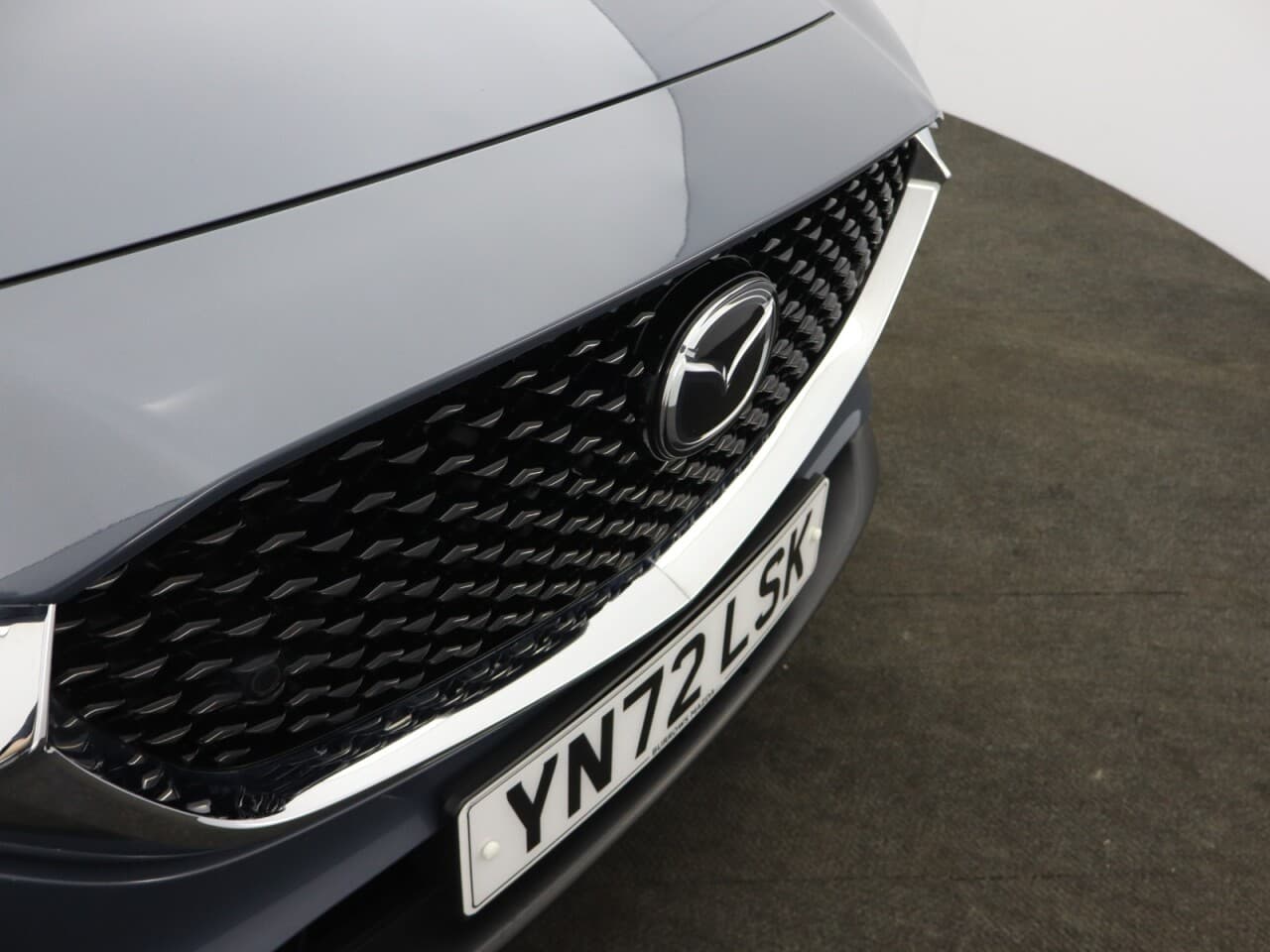 Mazda CX-30 2.0 e-SKYACTIV X MHEV Sport Lux — image 57
