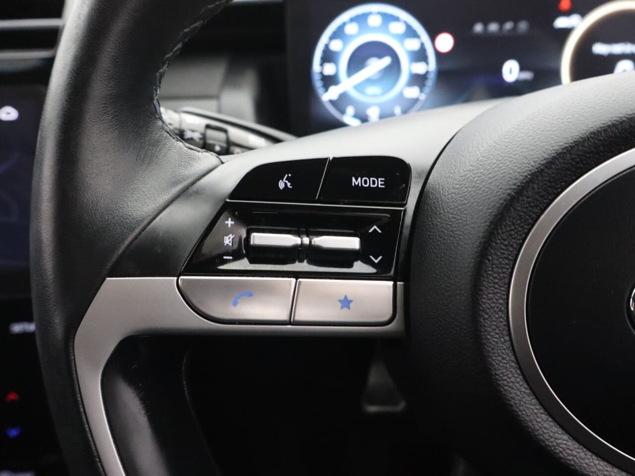 Hyundai Tucson 1.6 T-GDi Premium — image 20