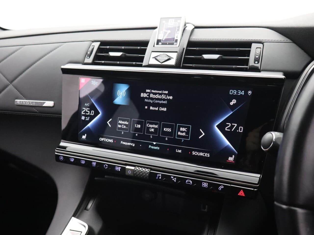 DS Automobiles DS 3 1.6 E-TENSE 13.2kWh Prestige Crossback — image 22