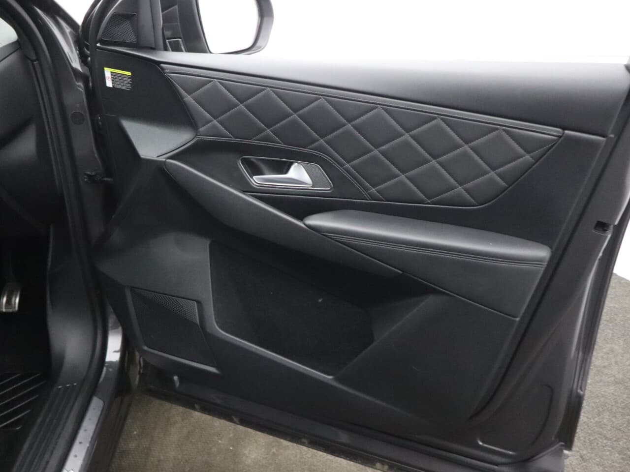 DS Automobiles DS 3 1.6 E-TENSE 13.2kWh Prestige Crossback — image 45