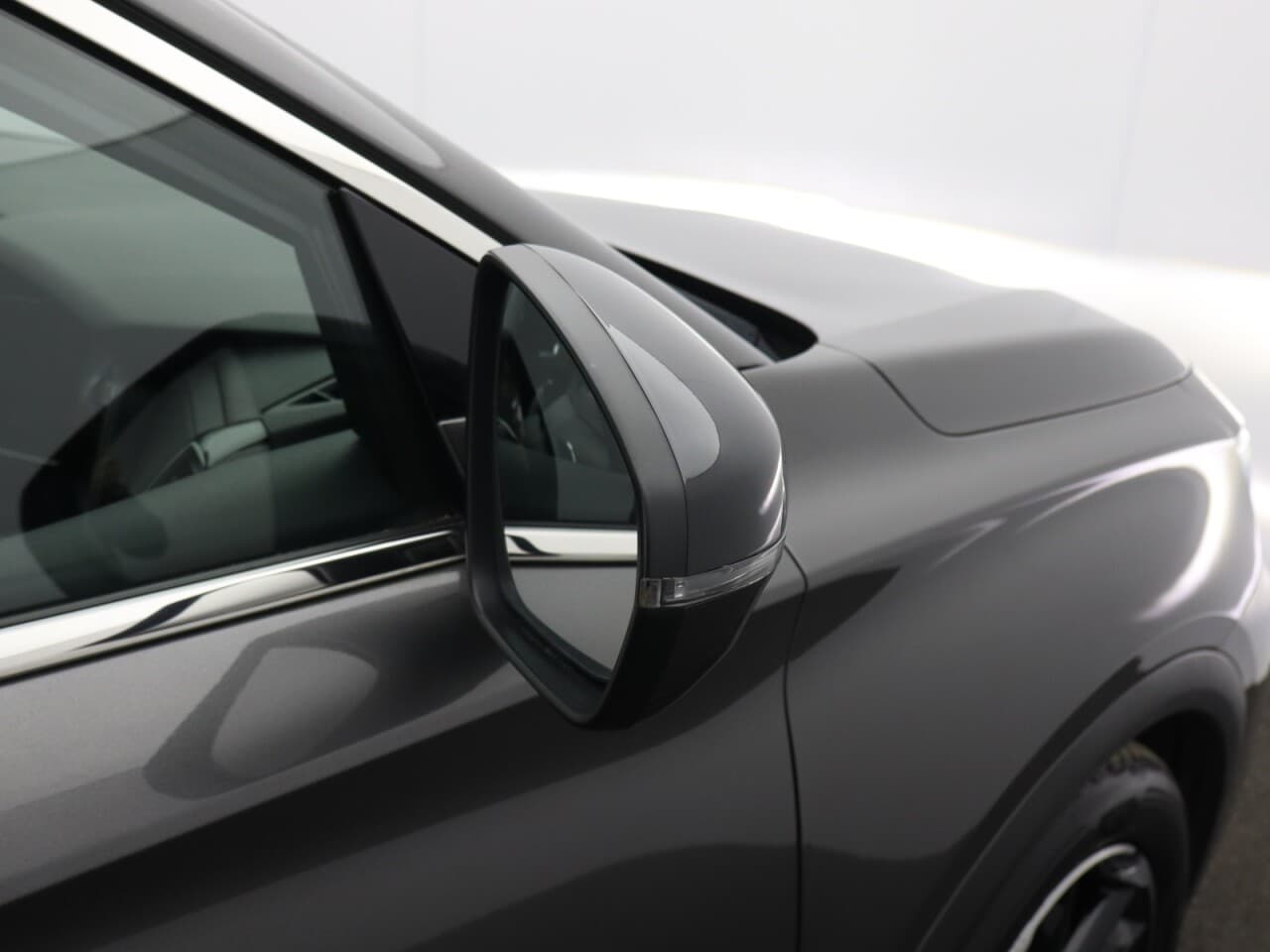 DS Automobiles DS 3 1.6 E-TENSE 13.2kWh Prestige Crossback — image 50