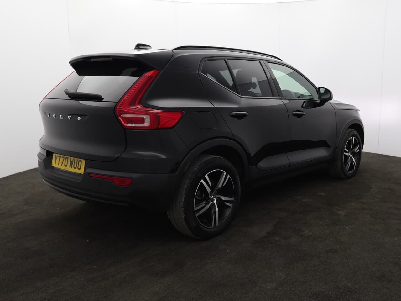 Volvo XC40 1.5 T3 R-Design — image 10