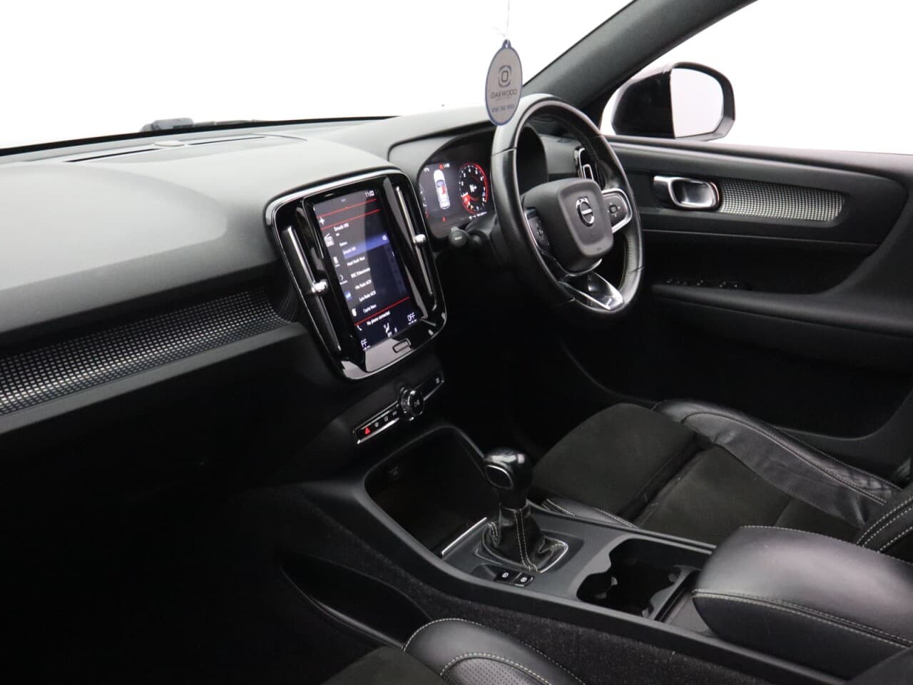 Volvo XC40 1.5 T3 R-Design — image 41
