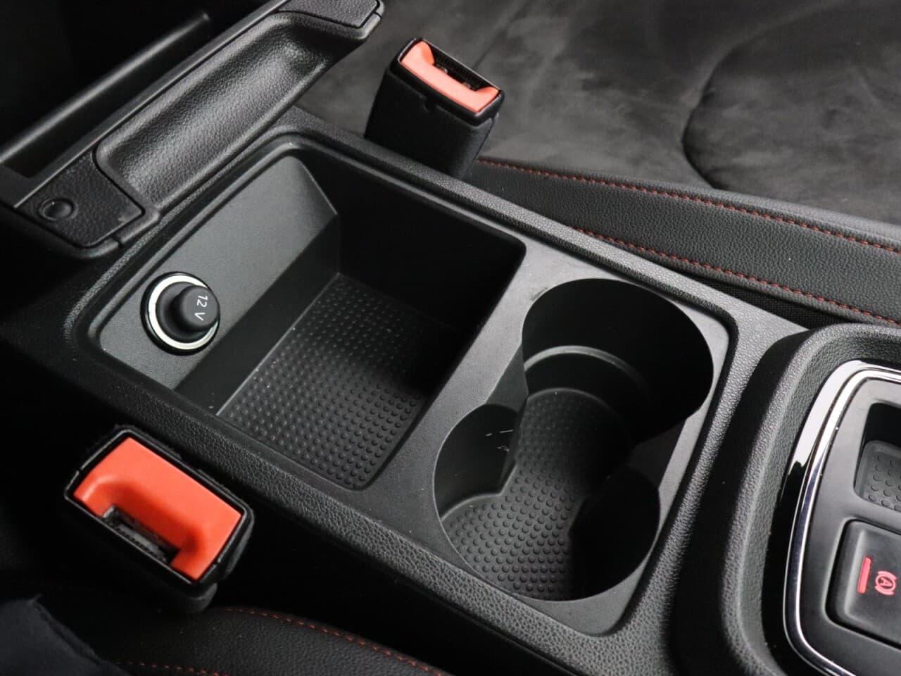 Seat Leon 1.5 TSI EVO FR Black Edition — image 26