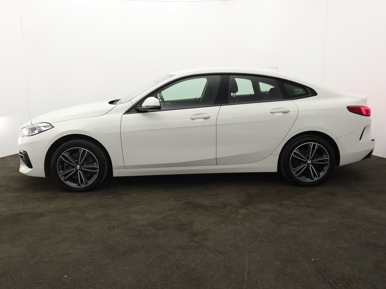 BMW 2 Series Gran Coupe 1.5 218i Sport (LCP) — image 6