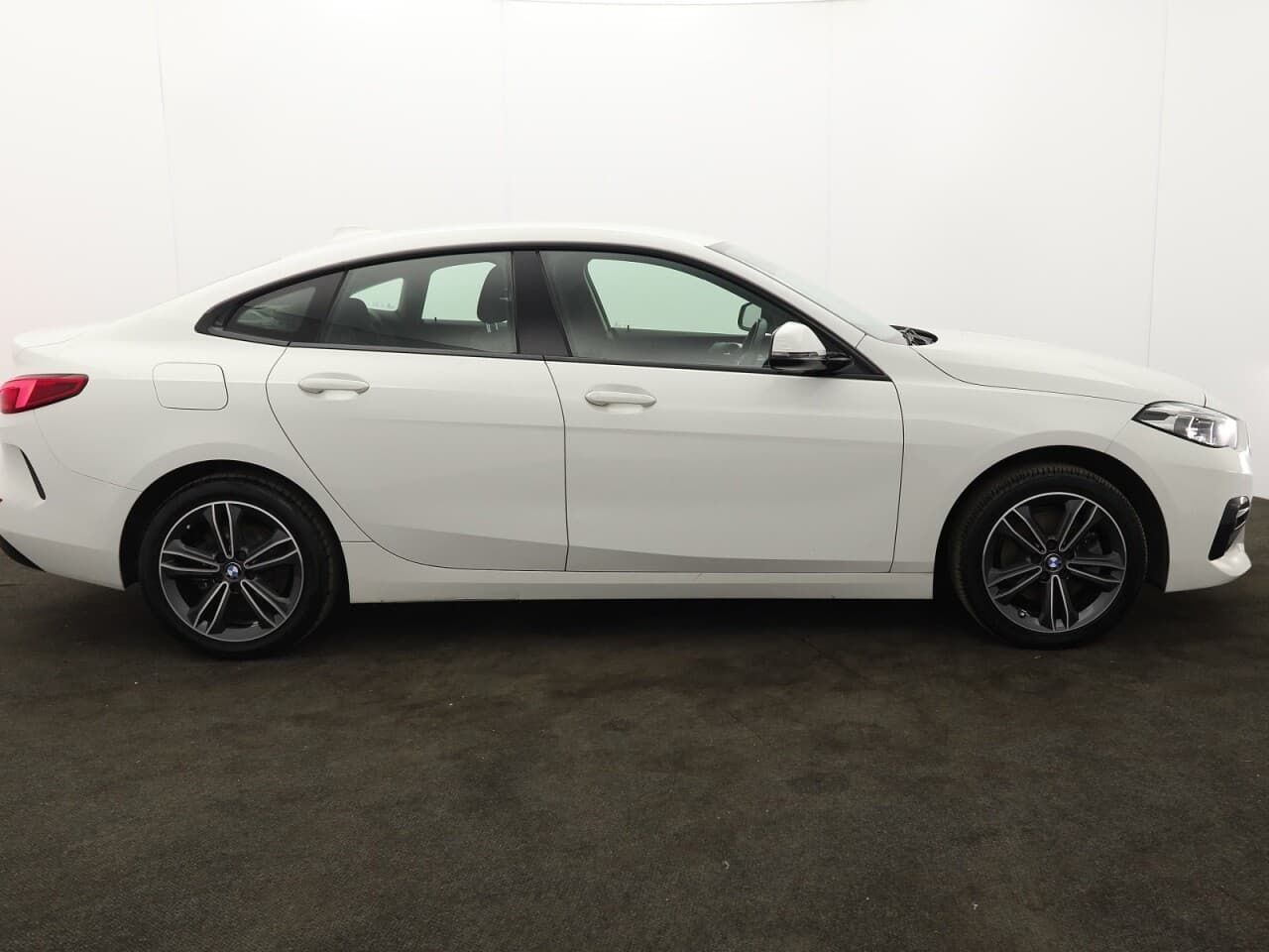 BMW 2 Series Gran Coupe 1.5 218i Sport (LCP) — image 11