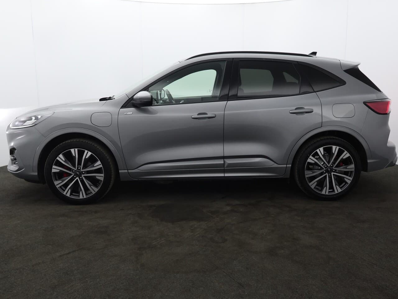 Ford Kuga 2.5 Duratec 14.4kWh ST-Line X Edition — image 6