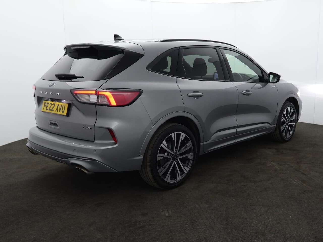 Ford Kuga 2.5 Duratec 14.4kWh ST-Line X Edition — image 10