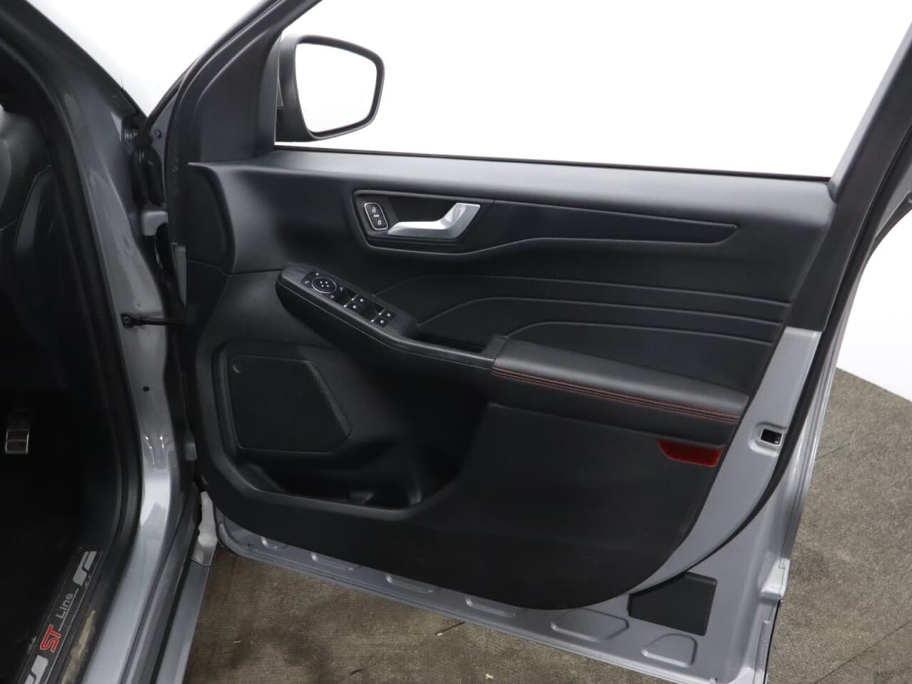 Ford Kuga 2.5 Duratec 14.4kWh ST-Line X Edition — image 47