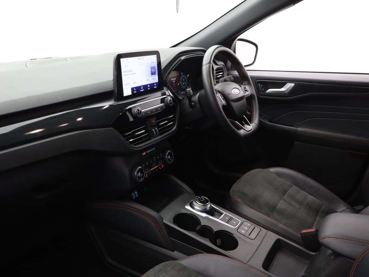 Ford Kuga 2.5 Duratec 14.4kWh ST-Line X Edition — image 41