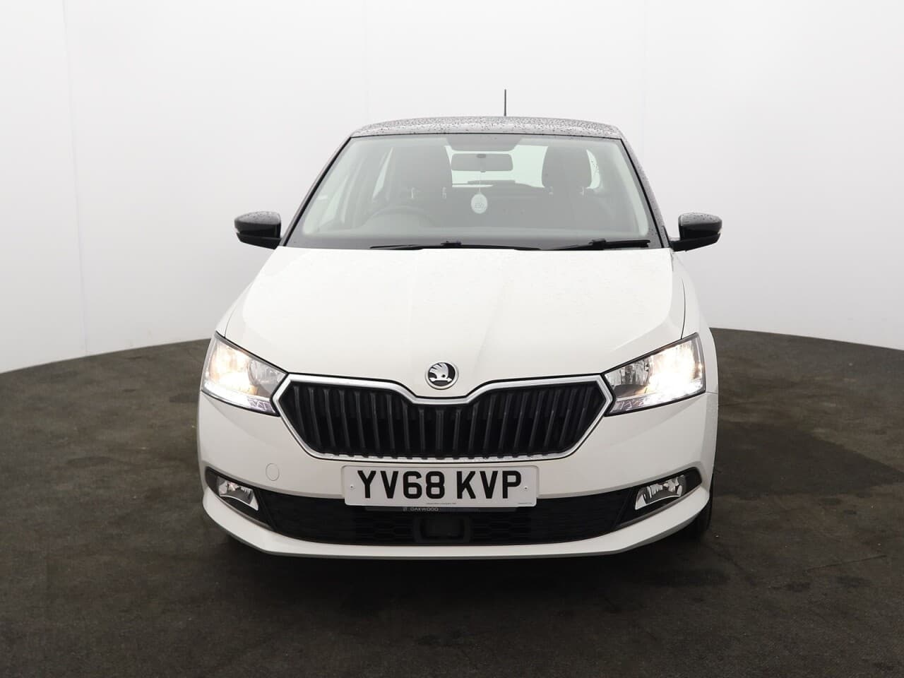 Skoda Fabia 1.0 Colour Edition — image 4