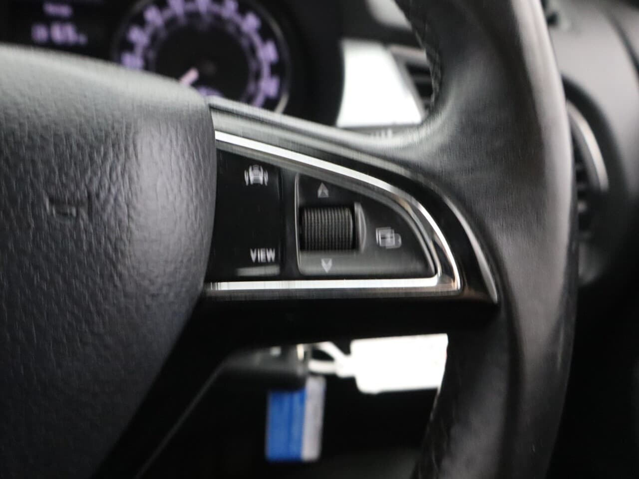 Skoda Fabia 1.0 Colour Edition — image 18