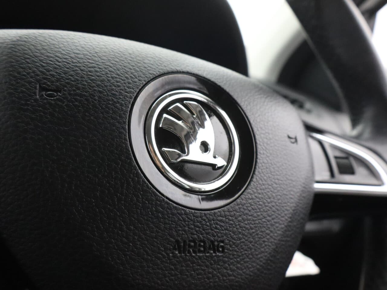 Skoda Fabia 1.0 Colour Edition — image 19