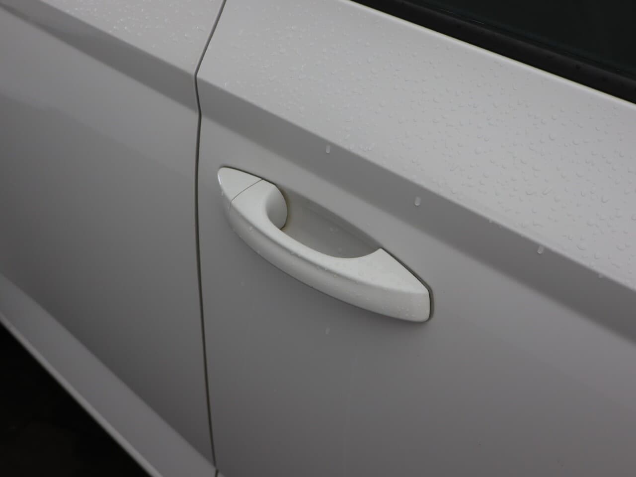 Skoda Fabia 1.0 Colour Edition — image 54