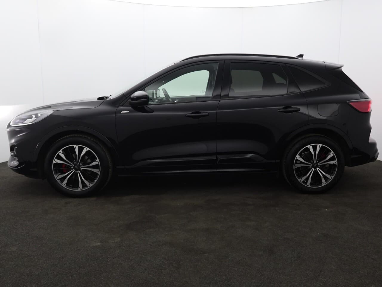 Ford Kuga 1.5T EcoBoost ST-Line X Edition — image 6