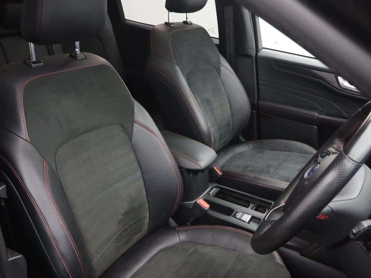 Ford Kuga 1.5T EcoBoost ST-Line X Edition — image 15