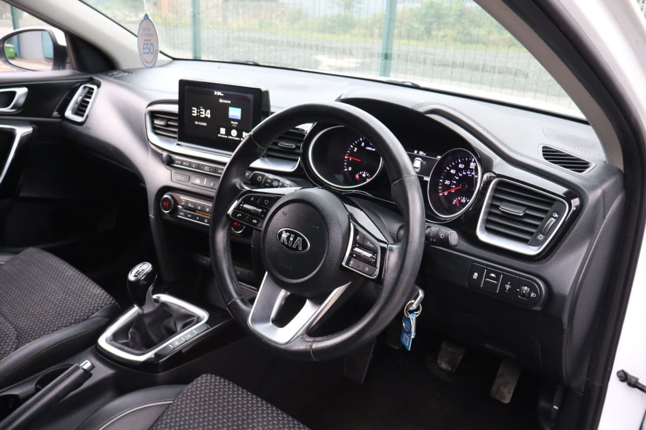 Kia Ceed 1.0 T-GDi 3 — image 14