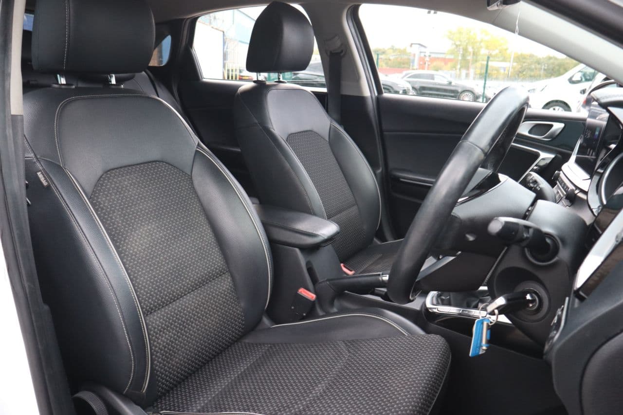 Kia Ceed 1.0 T-GDi 3 — image 15