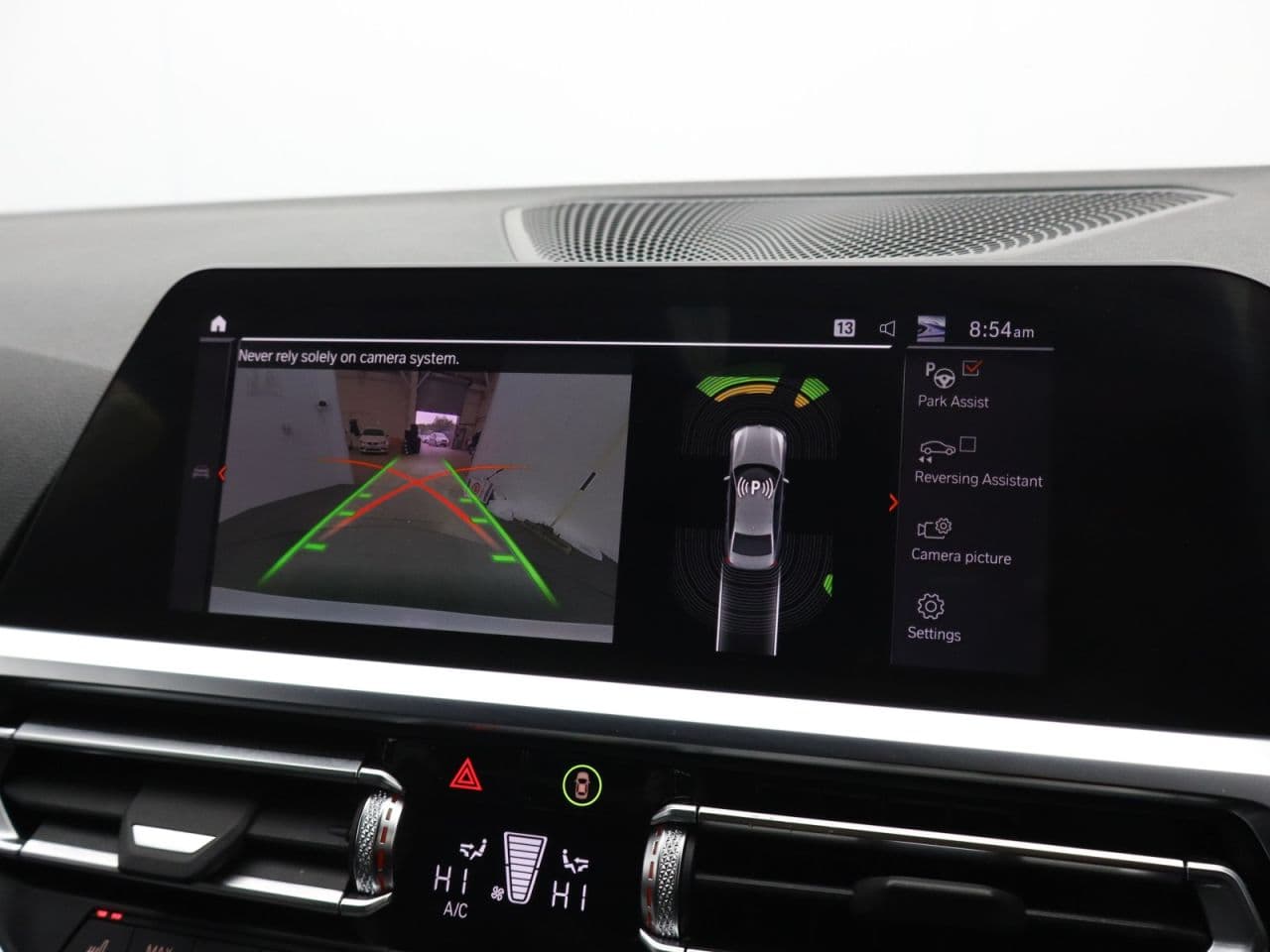 BMW 3 Series 2.0 318d MHT M Sport — image 38
