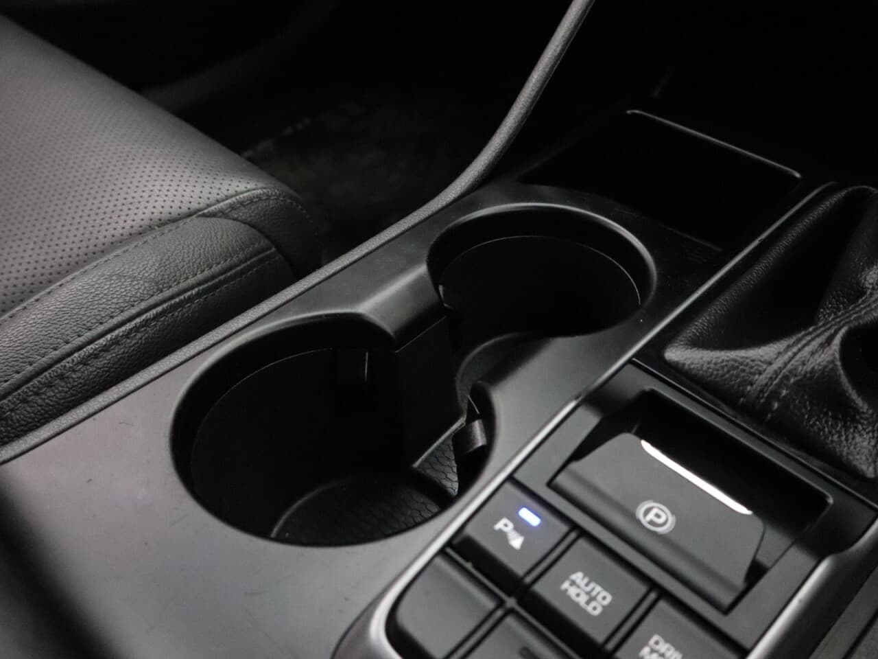 Hyundai Tucson 1.7 CRDi Blue Drive Sport Edition — image 26