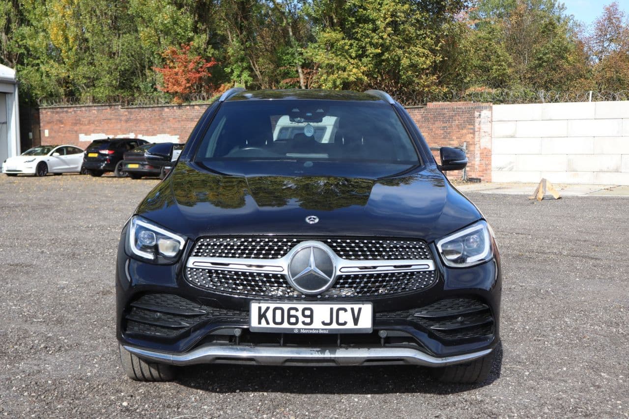 Mercedes-Benz Glc 2.0 GLC300d AMG Line (Premium) — image 4