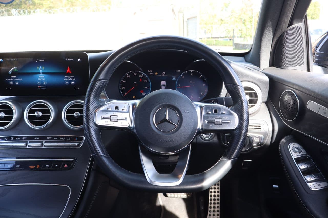 Mercedes-Benz Glc 2.0 GLC300d AMG Line (Premium) — image 16