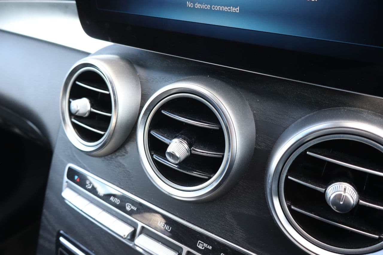 Mercedes-Benz Glc 2.0 GLC300d AMG Line (Premium) — image 45