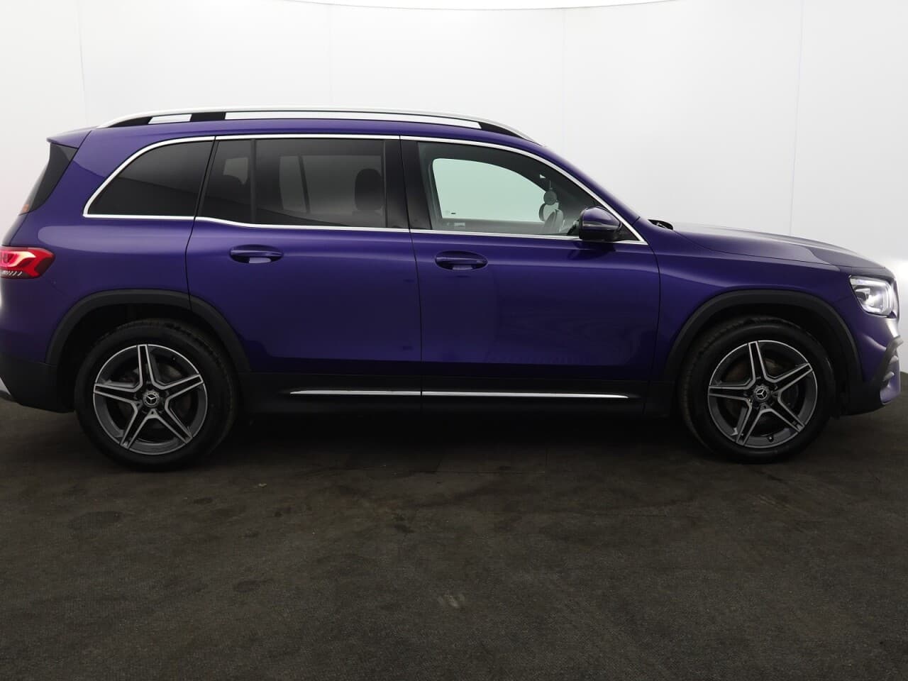 Mercedes-Benz Glb 1.3 GLB200 AMG Line — image 11