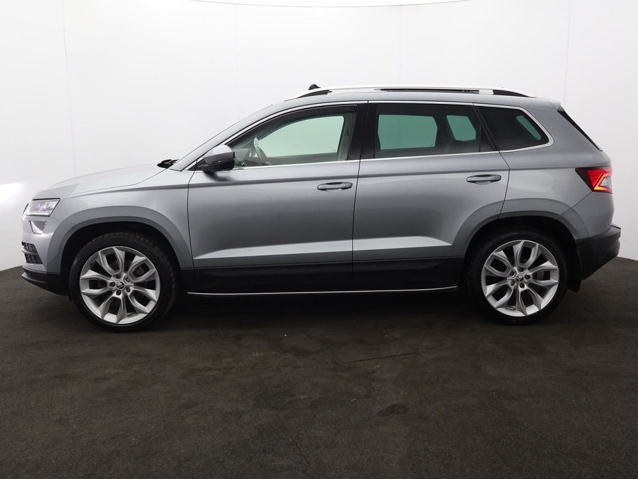 Skoda Karoq 2.0 TDI Edition — image 6