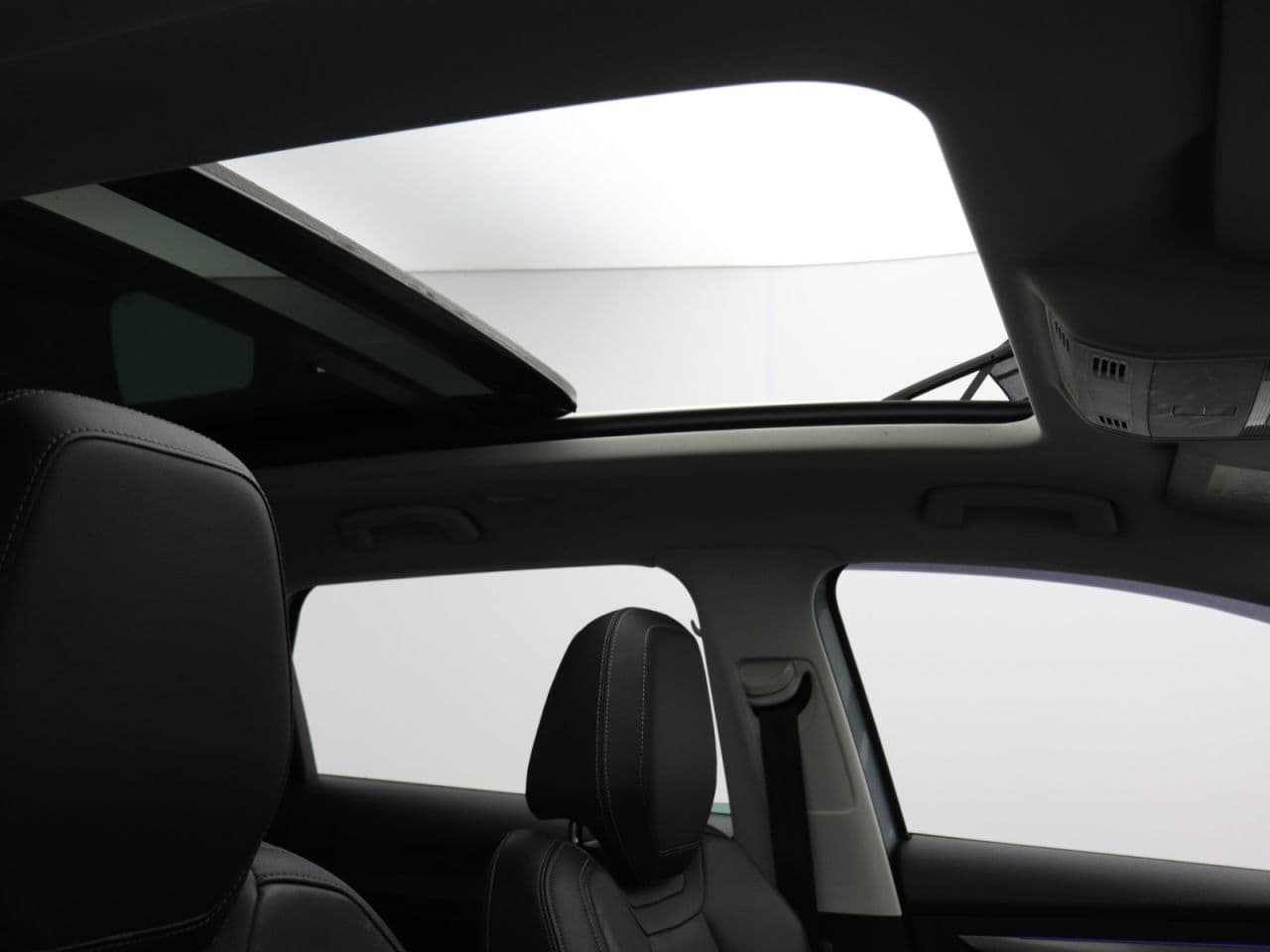 Skoda Karoq 2.0 TDI Edition — image 17