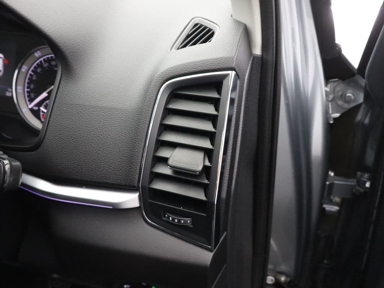 Skoda Karoq 2.0 TDI Edition — image 44