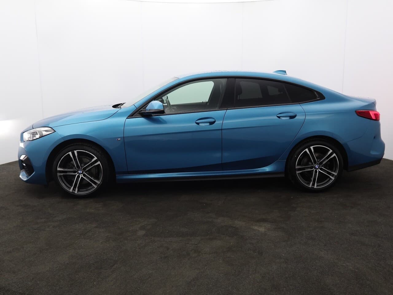 BMW 2 Series Gran Coupe 1.5 218i M Sport — image 6