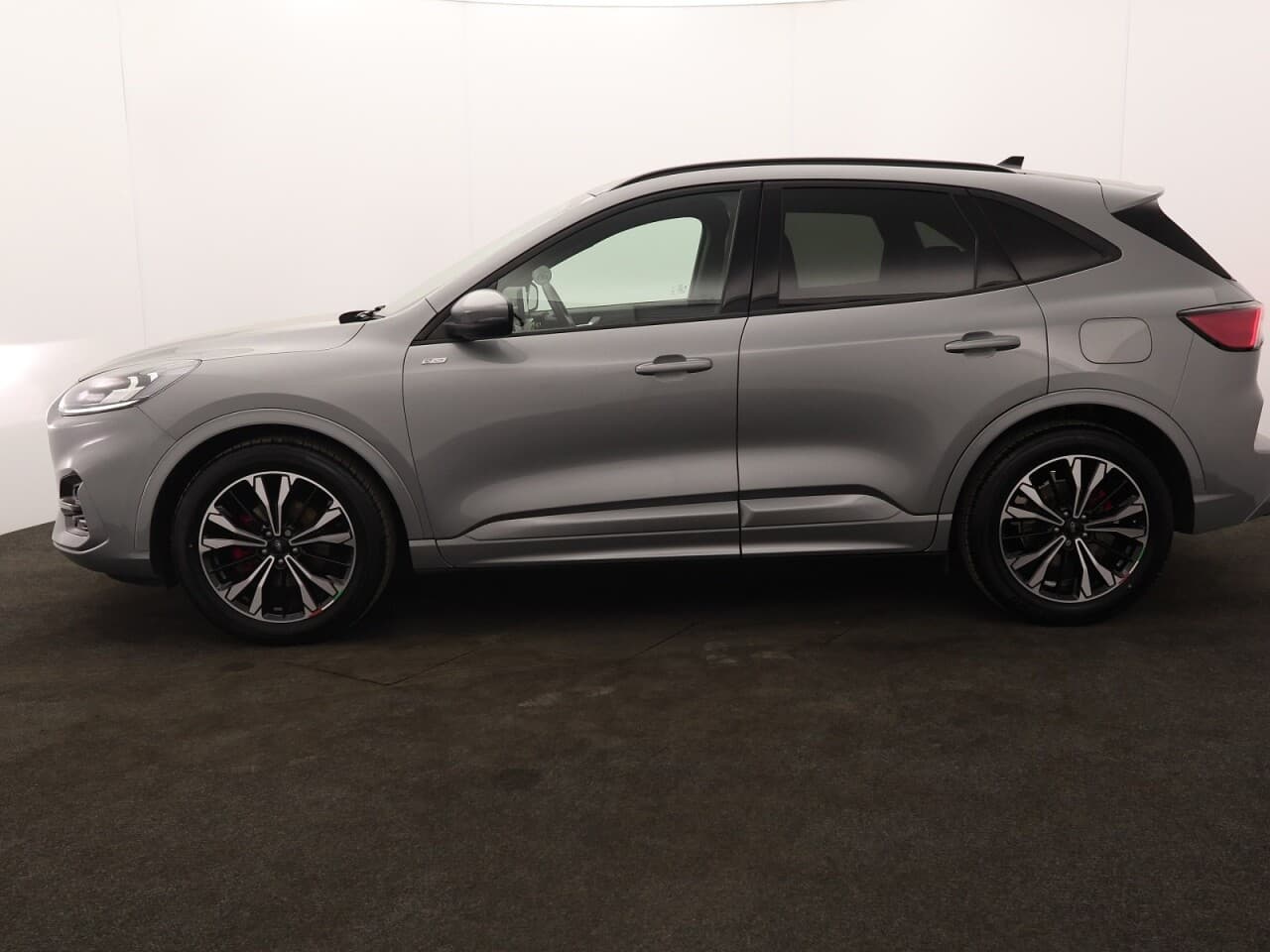 Ford Kuga 1.5T EcoBoost ST-Line X Edition — image 6