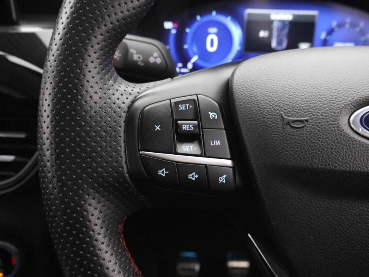 Ford Kuga 1.5T EcoBoost ST-Line X Edition — image 18