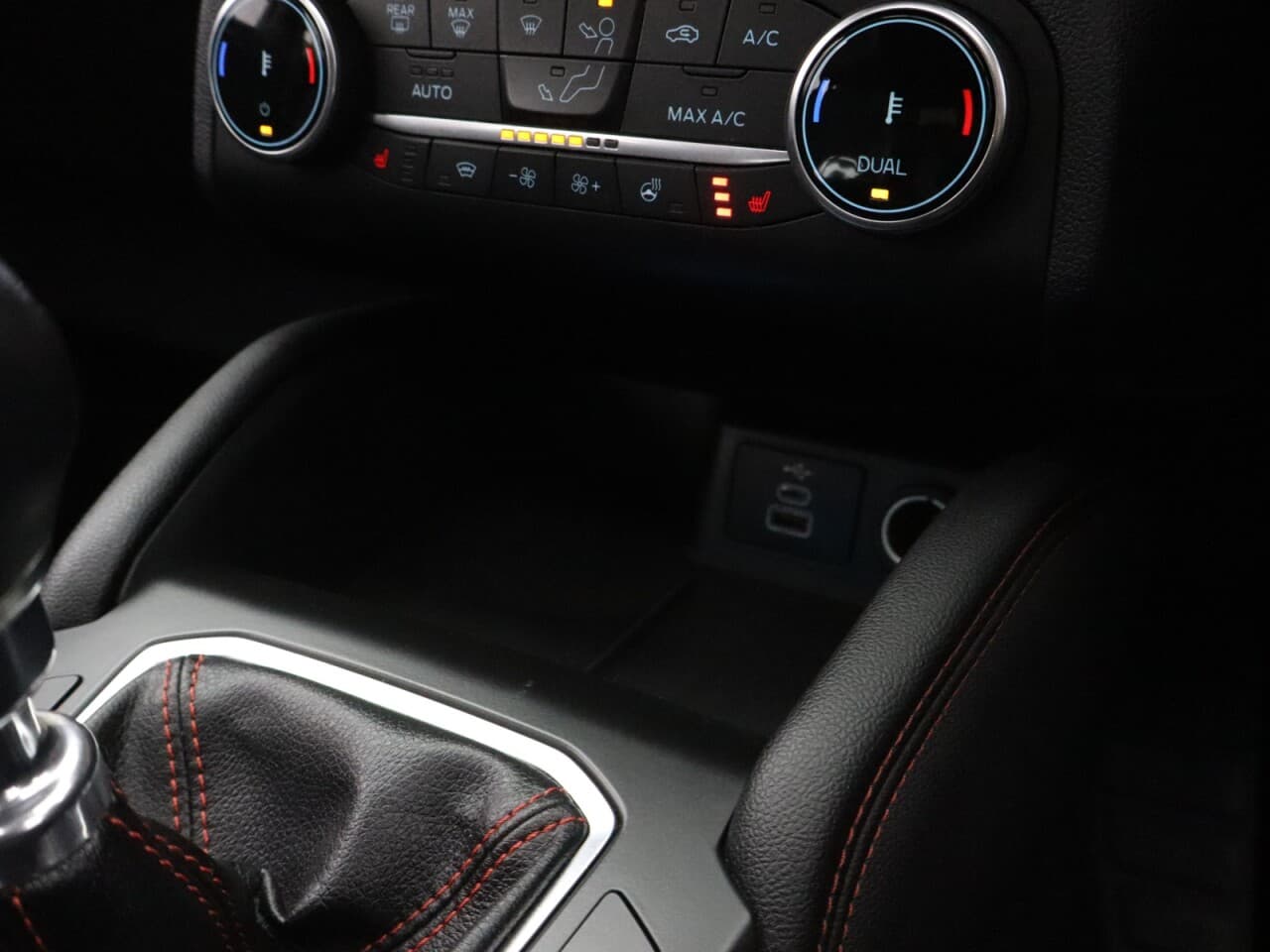 Ford Kuga 1.5T EcoBoost ST-Line X Edition — image 30