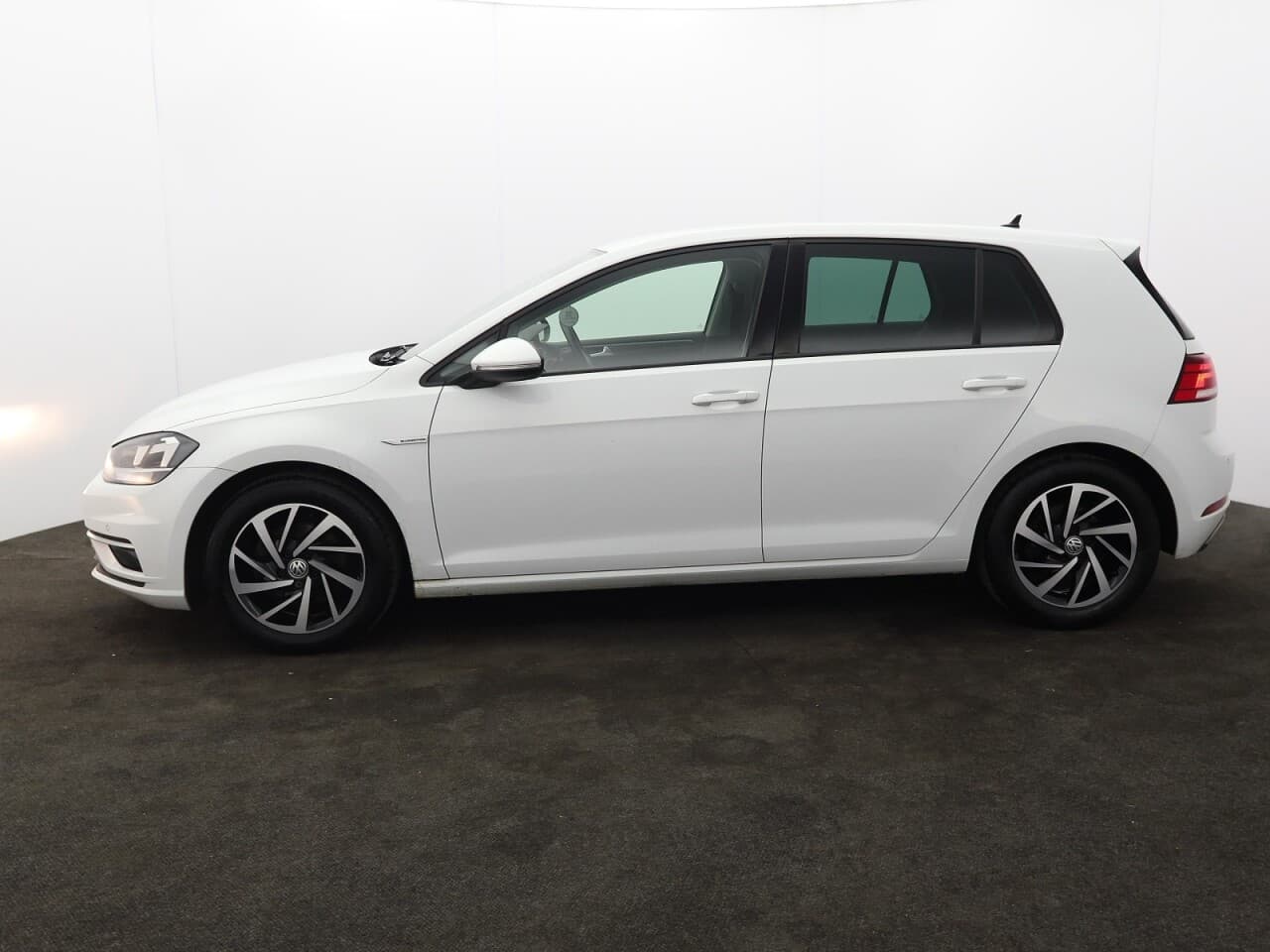 Volkswagen Golf 1.5 TSI EVO Match — image 6