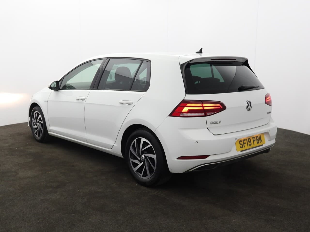 Volkswagen Golf 1.5 TSI EVO Match — image 8