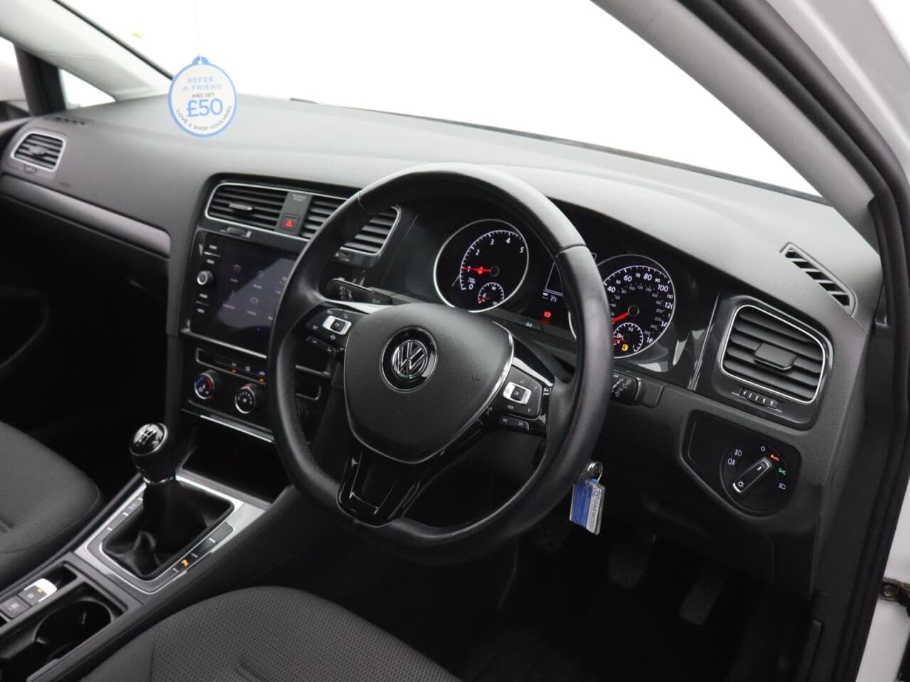 Volkswagen Golf 1.5 TSI EVO Match — image 14