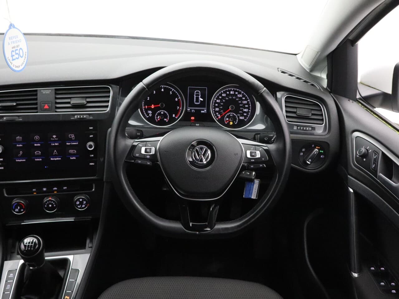 Volkswagen Golf 1.5 TSI EVO Match — image 16