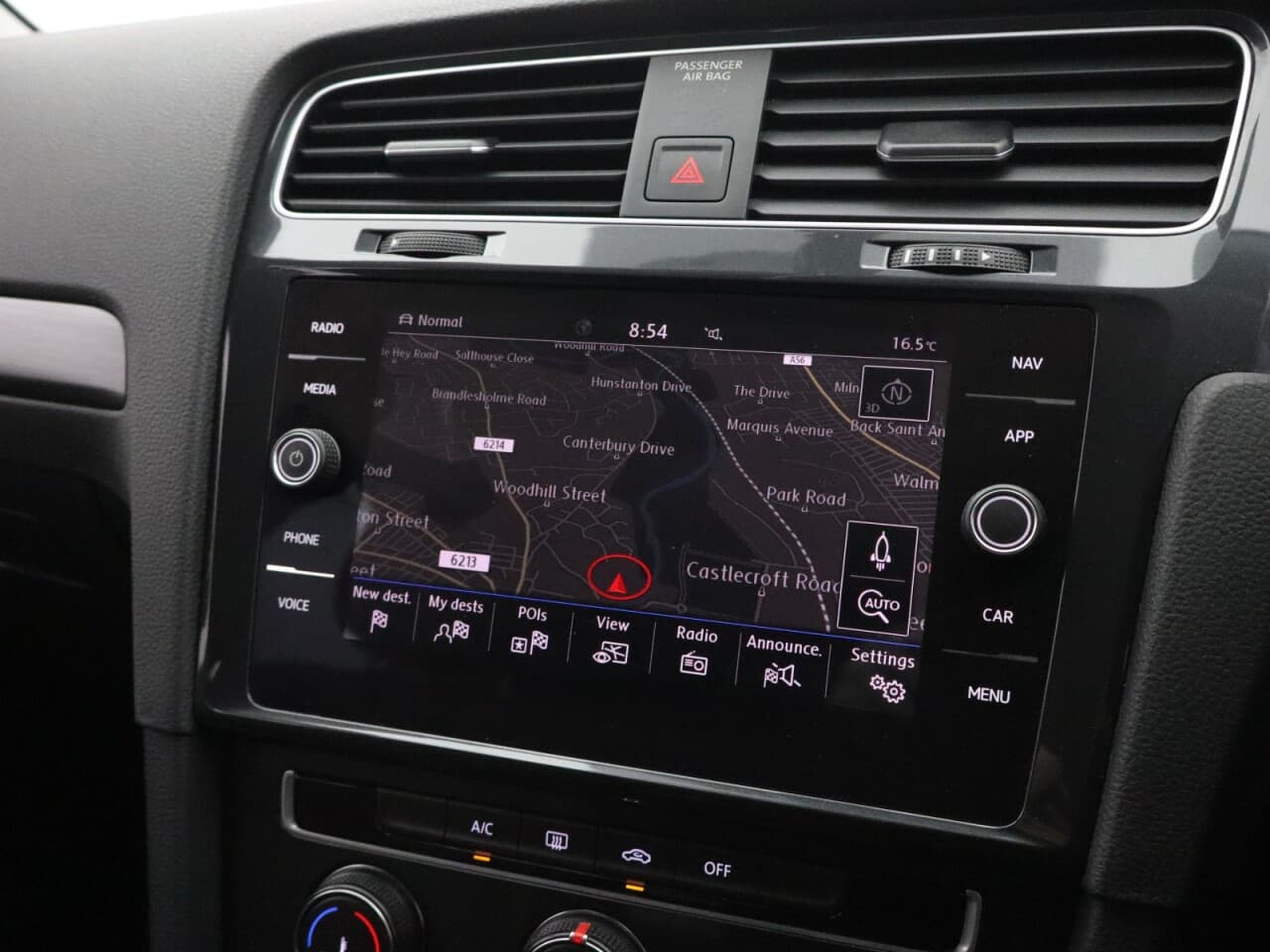 Volkswagen Golf 1.5 TSI EVO Match — image 34